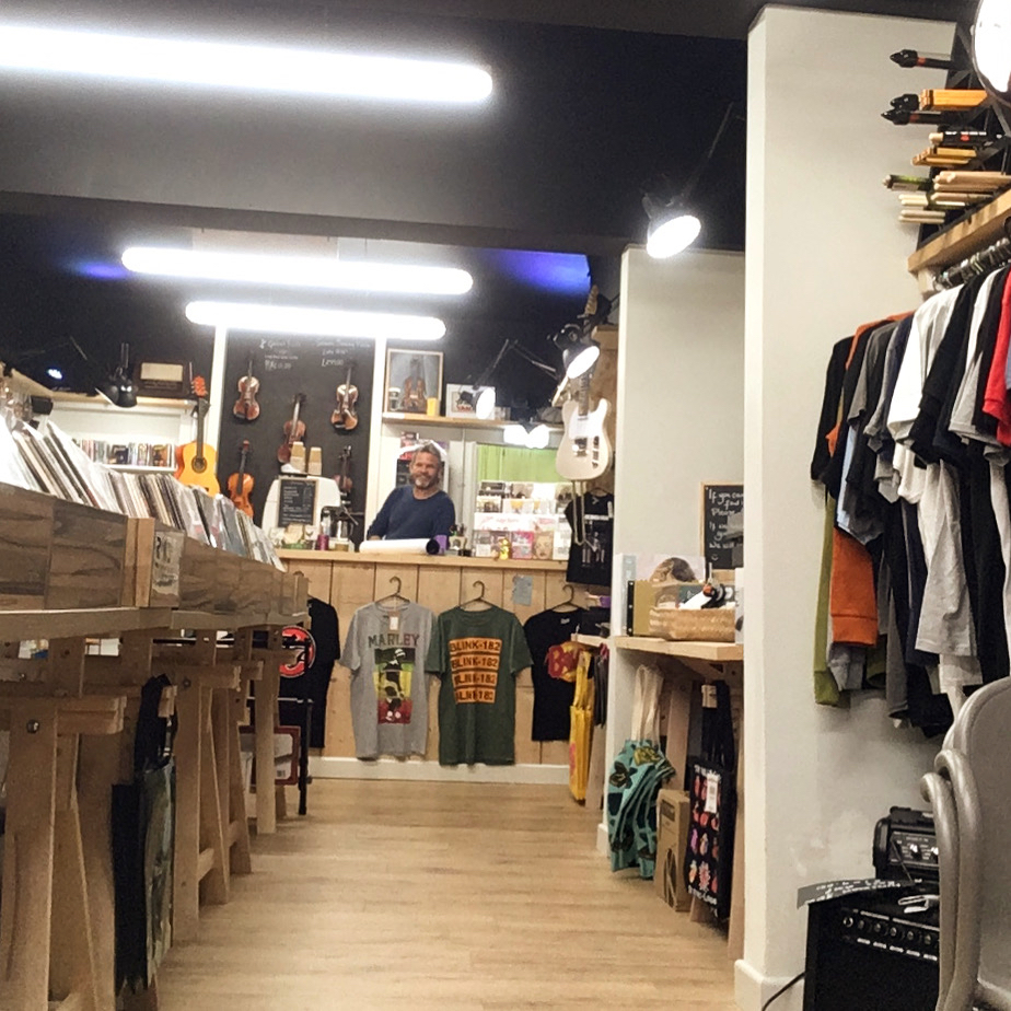 8B451E2C-4FF4-4464-8DCE-8D7537F71D2E